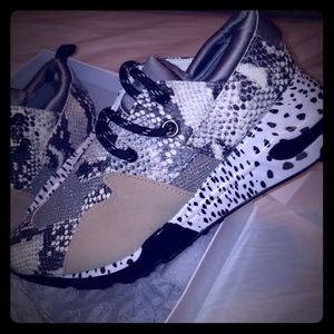 Steve Madden Brand New